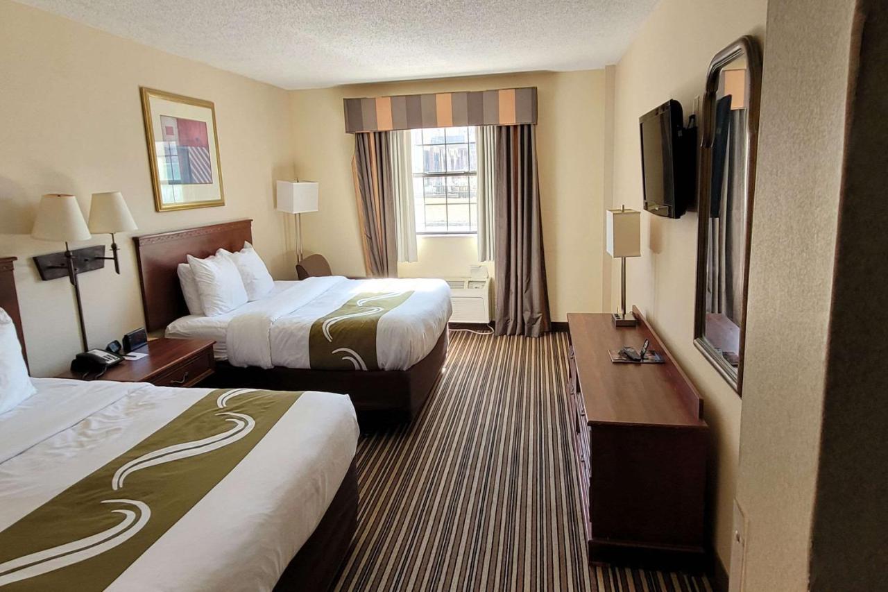 Quality Inn & Suites Columbia I-70 Exterior photo